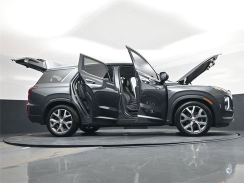 Used 2021 Hyundai Palisade Limited image 30
