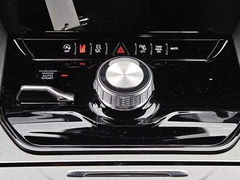 New 2025 Jeep Wagoneer Series II w/ Premium Group I image 13