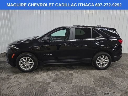 Used 2024 Chevrolet Equinox LS w/ LS Convenience Package AWD/4WD image 5