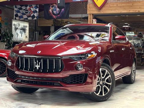 Used 2017 Maserati Levante S AWD/4WD image 1