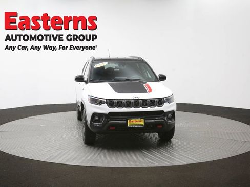Used 2024 Jeep Compass Trailhawk AWD/4WD image 51