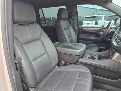 Certified 2024 Chevrolet Suburban RST w/ Sport Performance Package RWD image 25