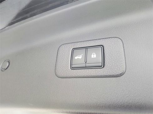 Used 2024 Nissan Armada Platinum w/ Cargo Package image 46