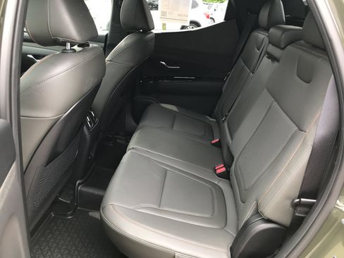 Used 2025 Hyundai Santa Cruz Limited AWD/4WD image 28