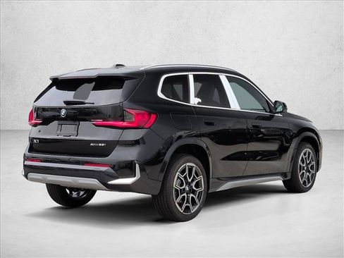 New 2026 BMW X1 xDrive28i w/ Technology Package AWD/4WD image 2