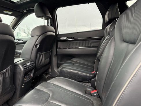 Used 2023 Hyundai Palisade Calligraphy image 22