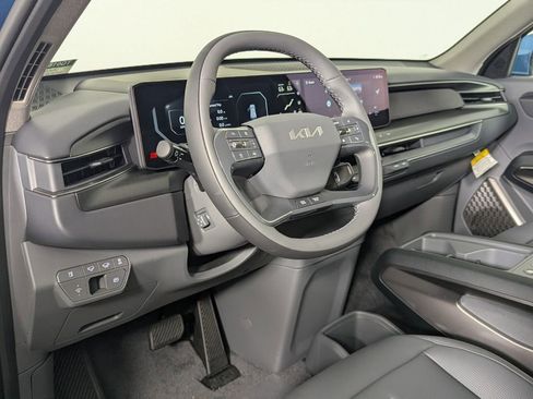 New 2026 Kia EV9 Wind image 11