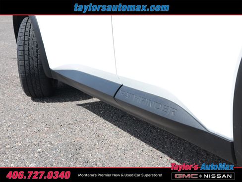 Used 2024 Nissan Pathfinder S AWD/4WD image 35