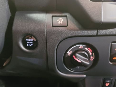 New 2026 Nissan Frontier SV w/ SV Convenience Package image 20