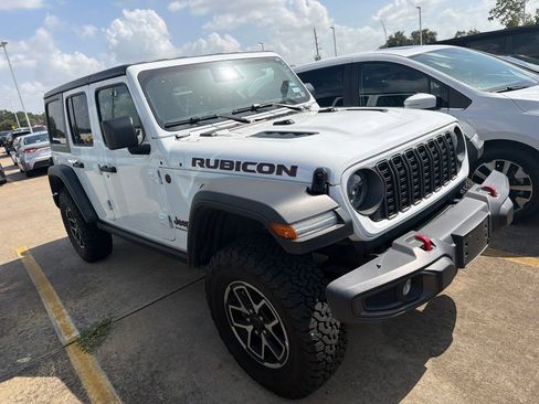 Used 2026 Jeep Wrangler Unlimited Rubicon AWD/4WD image 6