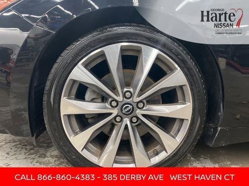 Certified 2023 Nissan Maxima Platinum w/ Sport Mat Group image 21