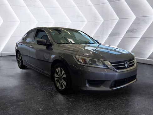 Used 2015 Honda Accord LX image 1