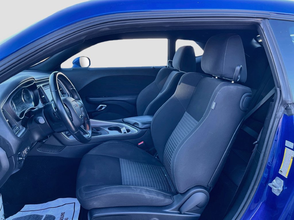 Used 2022 Dodge Challenger GT w/ Driver Convenience Group AWD/4WD image 20