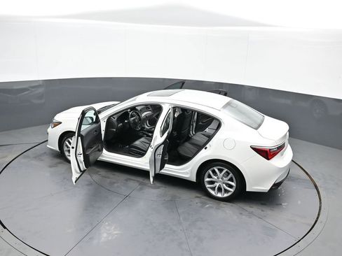 Used 2019 Acura ILX image 43