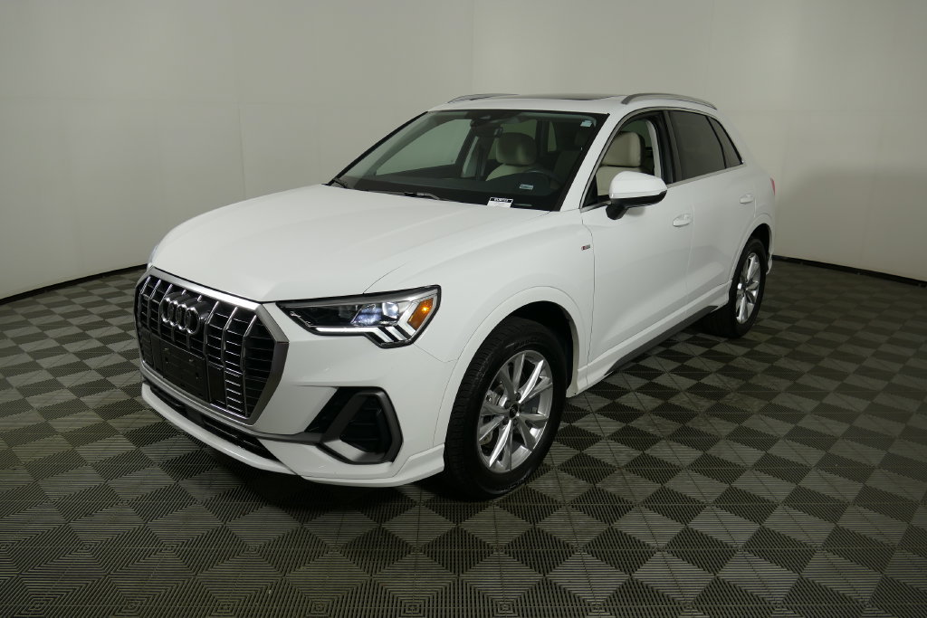 Used 2025 Audi Q3 2.0T Premium AWD/4WD image 7