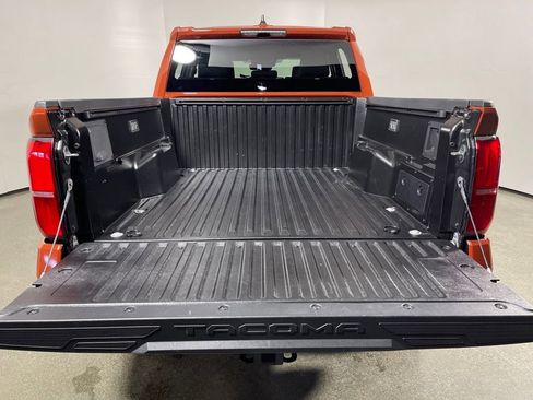 Certified 2025 Toyota Tacoma TRD Off-Road image 10