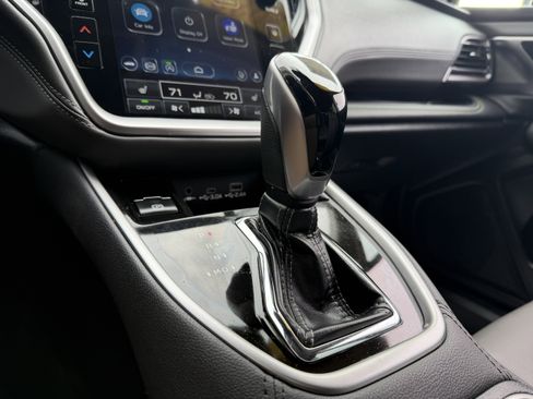 Used 2023 Subaru Outback Onyx Edition image 38