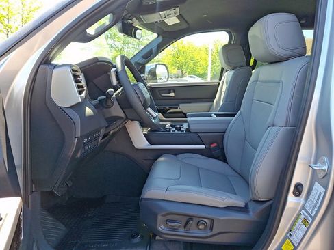 New 2026 Toyota Tundra Limited AWD/4WD image 11
