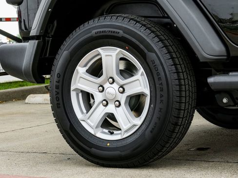 Used 2022 Jeep Wrangler Unlimited Sport w/ Sun And Sound Package image 63