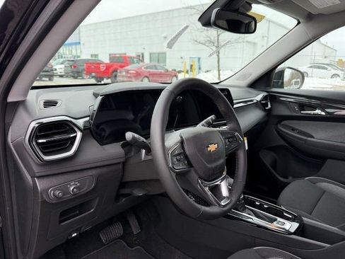 New 2026 Chevrolet TrailBlazer LT w/ Convenience Package FWD image 11