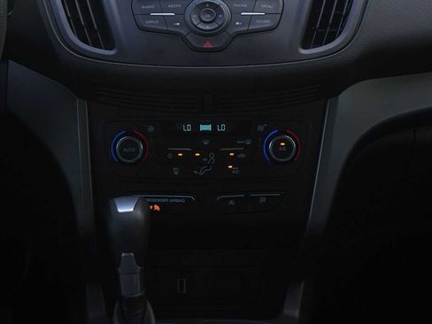 Used 2017 Ford Escape SE FWD image 20