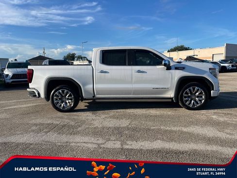 Used 2023 GMC Sierra 1500 Denali w/ Denali Reserve Package AWD/4WD image 4
