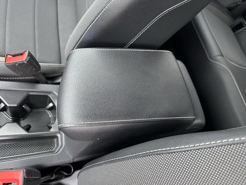 Used 2022 Volkswagen Taos SE image 29