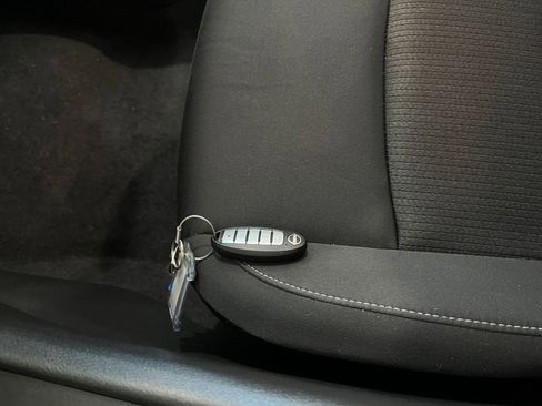 Used 2025 Nissan Altima 2.5 SV image 21