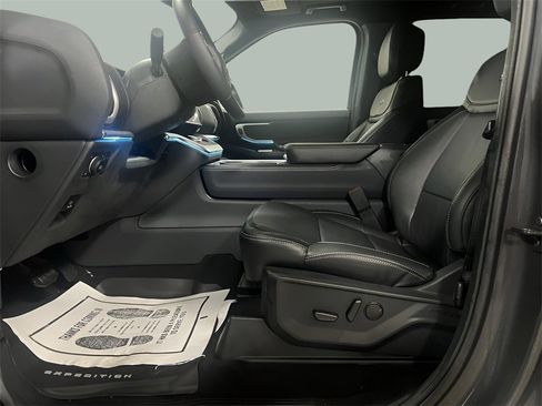 New 2026 Ford Expedition Platinum w/ Stealth Appearance Package image 15