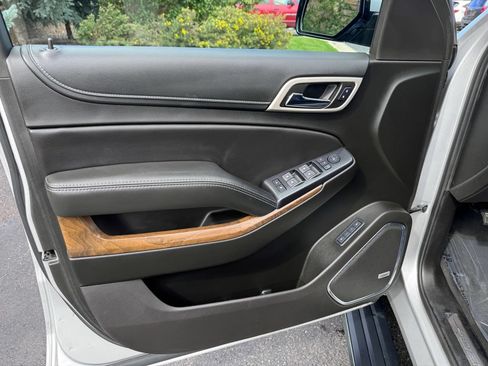 Used 2019 GMC Yukon Denali w/ Open Road Package AWD/4WD image 20