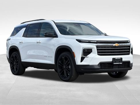 New 2026 Chevrolet Traverse LT FWD image 7