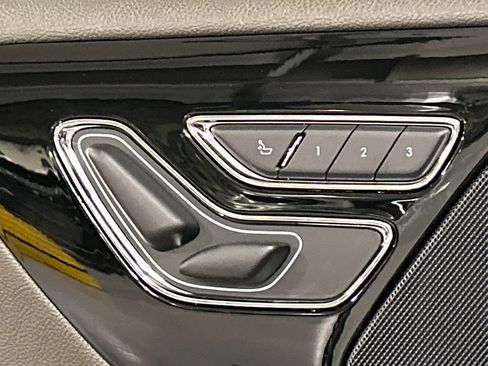Used 2024 Lincoln Aviator AWD w/ Premium Package image 20