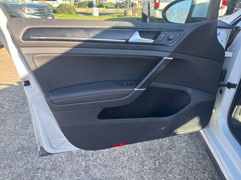 Used 2017 Volkswagen GTI S image 16