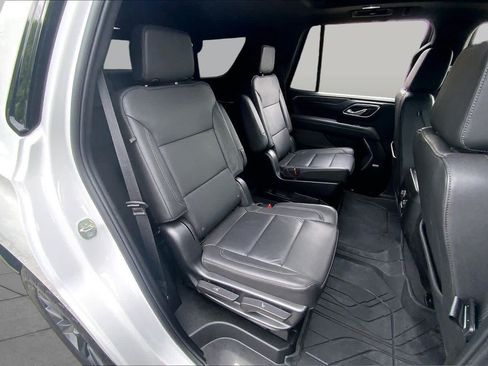Used 2023 Chevrolet Tahoe Z71 w/ Luxury Package AWD/4WD image 20