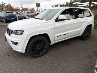 Used 2019 Jeep Grand Cherokee Altitude