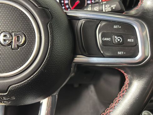 Used 2020 Jeep Wrangler Rubicon w/ Steel Bumper Group AWD/4WD image 30
