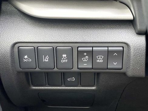 New 2026 Mitsubishi Eclipse Cross SEL image 17