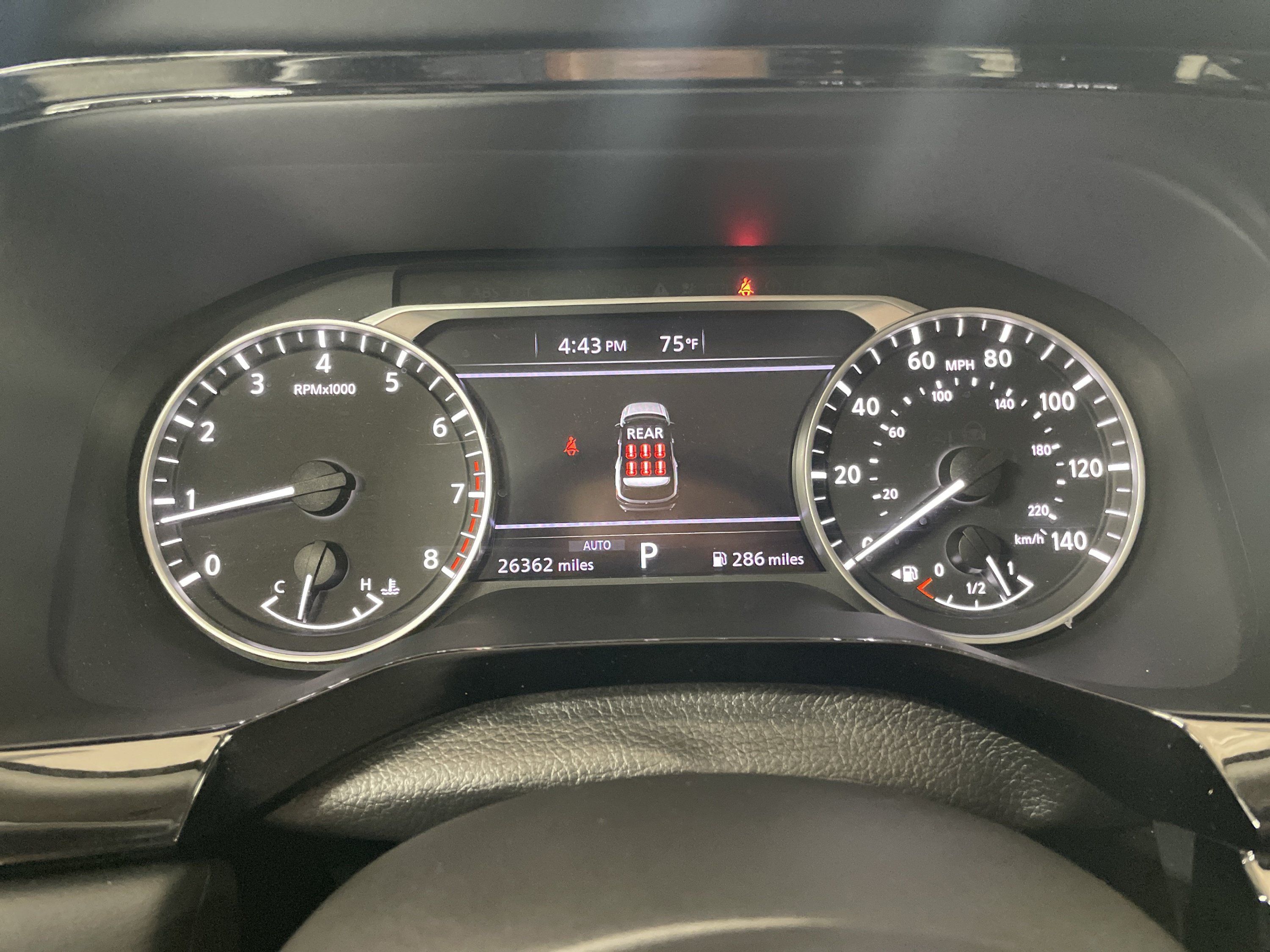 Used 2025 Nissan Pathfinder SV AWD/4WD image 21