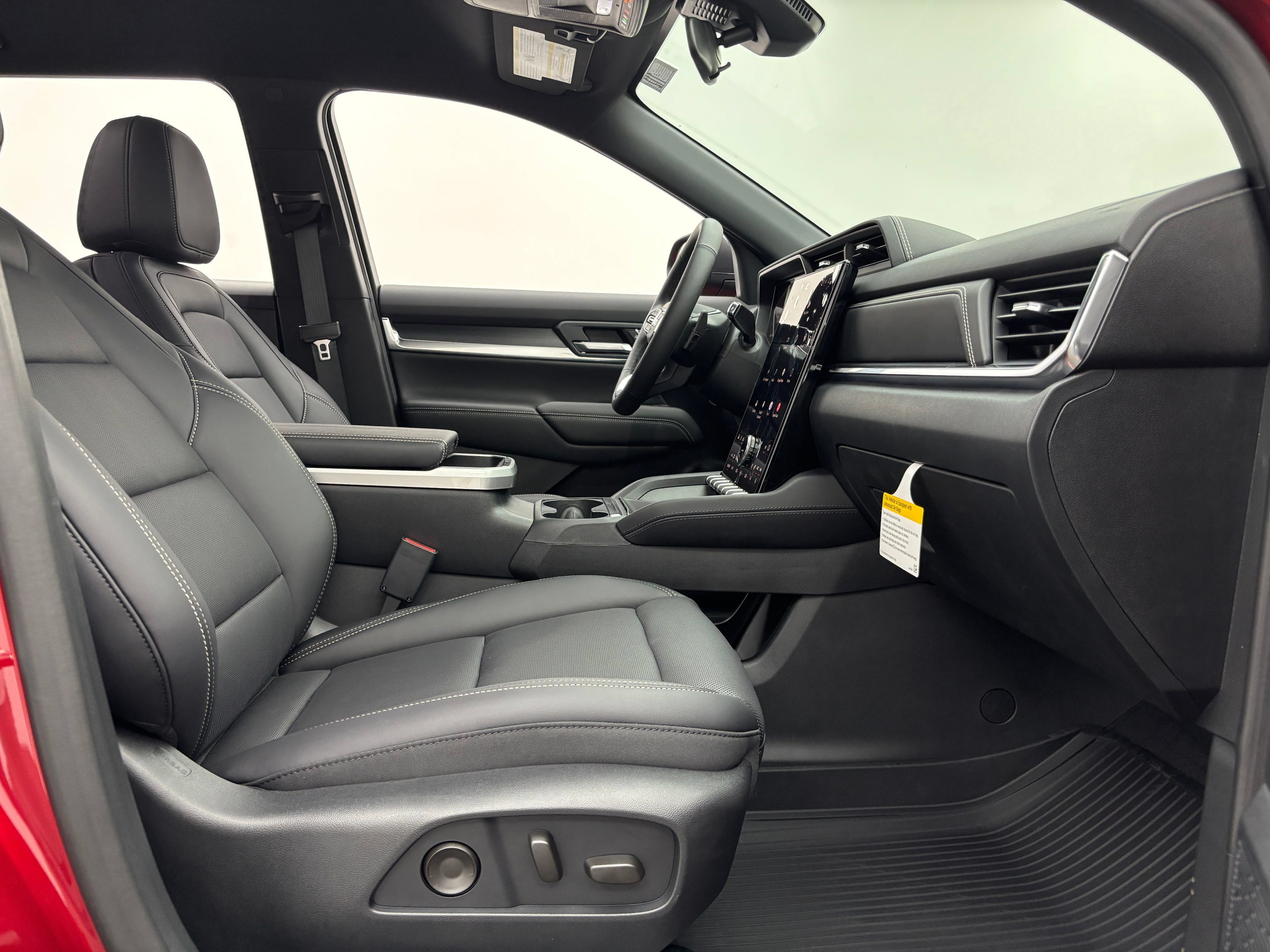 New 2027 GMC Terrain Elevation w/ Elevation Premium Package FWD image 33
