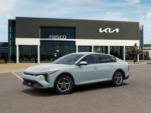 New 2026 Kia K4 FWD image 3