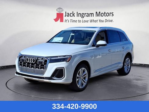 Certified 2025 Audi Q7 2.0T Premium w/ Convenience Package AWD/4WD image 1