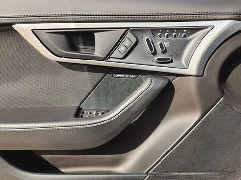 Used 2021 Jaguar F-TYPE R-Dynamic image 23