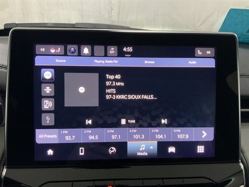 Used 2024 Jeep Compass Limited image 32