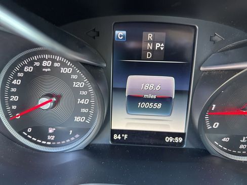 Used 2016 Mercedes-Benz C 300 Sedan image 9