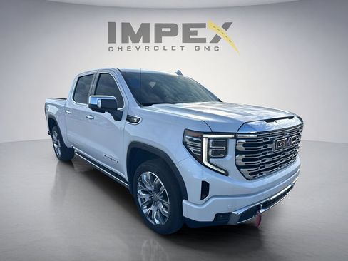 Used 2023 GMC Sierra 1500 Denali w/ Denali Reserve Package AWD/4WD image 7