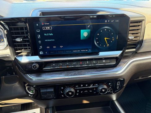 Used 2023 Chevrolet Silverado 1500 LTZ w/ LTZ Premium Package image 14