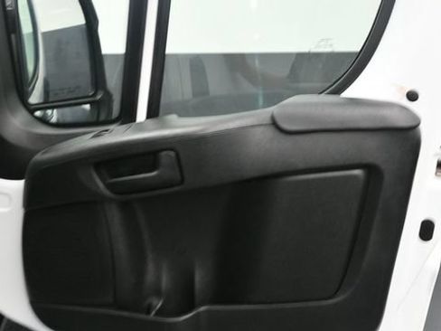Used 2023 RAM ProMaster 2500 FWD image 10