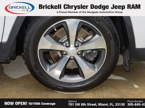 Used 2019 Jeep Cherokee Limited image 36