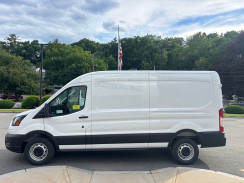New 2026 Ford Transit 250 148 Medium Roof RWD image 6