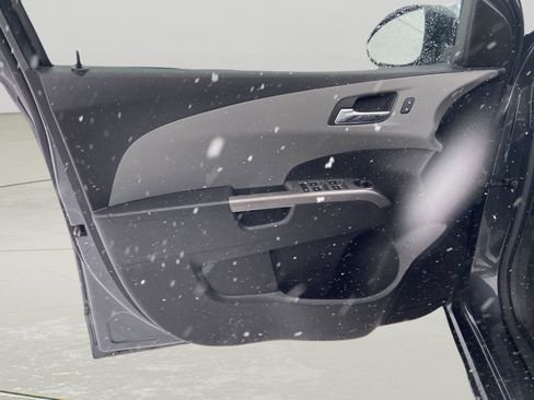 Used 2019 Chevrolet Sonic Premier image 21